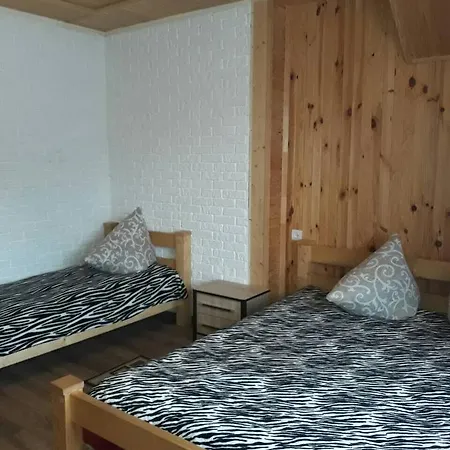 Guest house буковеньки гостинний дім та *