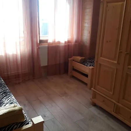 буковеньки гостинний дім та Bukovel